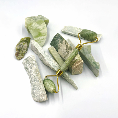 100% натуральный Xiuyan Stone Jade Roller Gua Sha Set для лифтинга лица и натягивания кожи